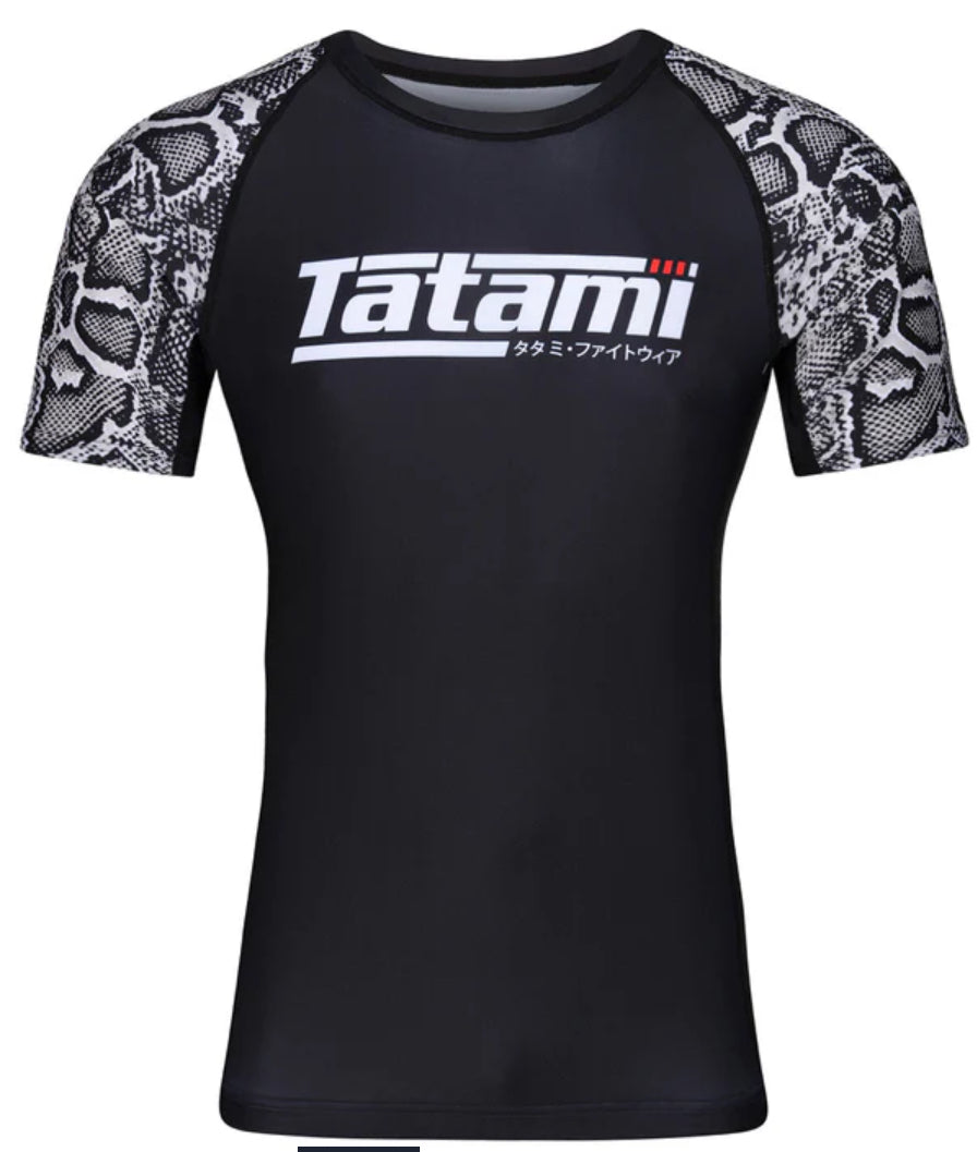 Tatami
Fightwear -Rashguards À Manches Courtes Tatami
Fightwear Recharge Snake - Noir/Blanc