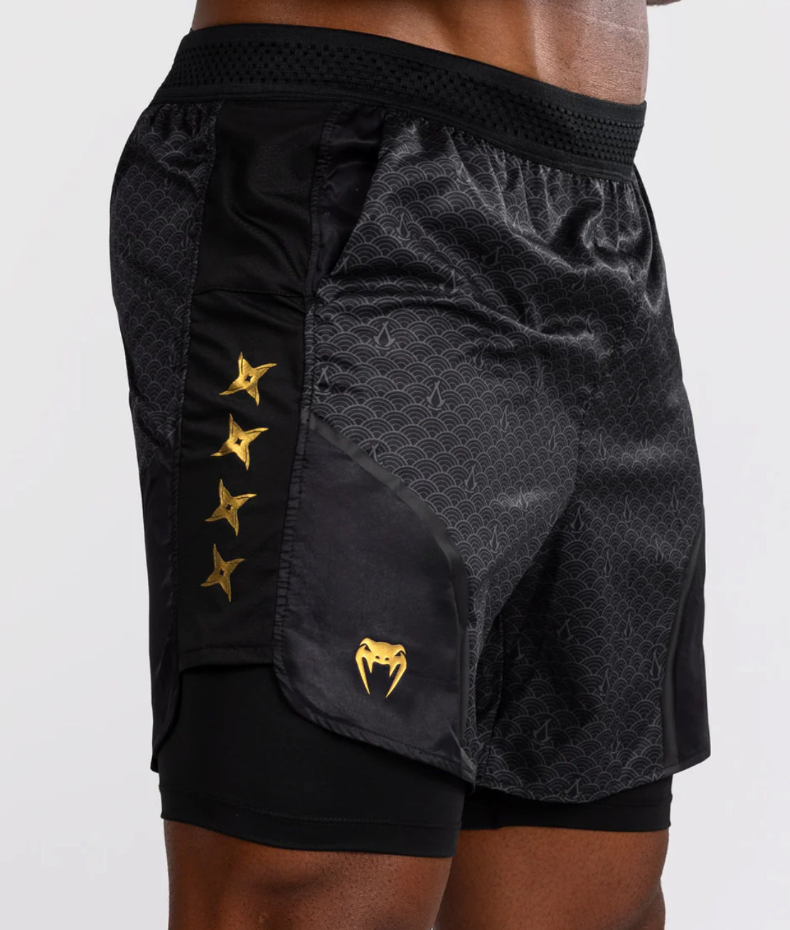 Venum Short d'entraînement Venum x
Assassin's Creed Shadows - Noir/Or